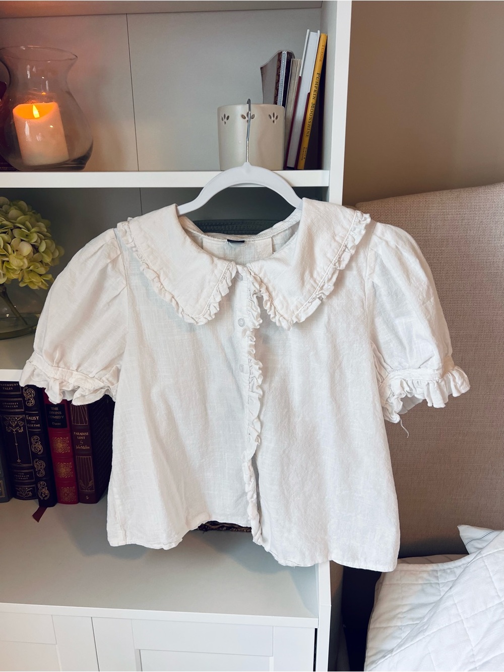 SHEIN White Ruffle Peter Pan Collar Blouse